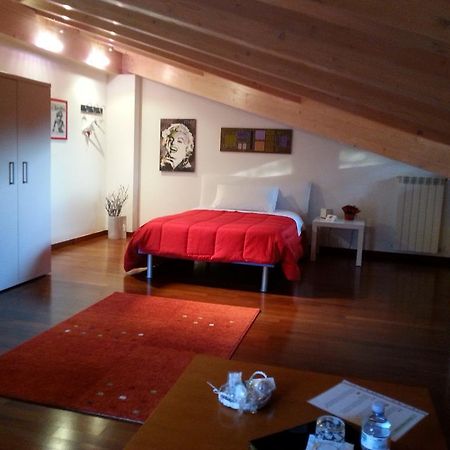 B&B Douglas House Варезе Екстериор снимка