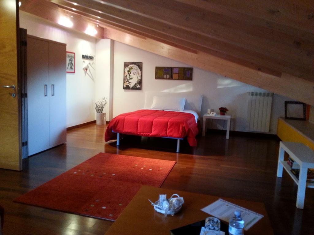 B&B Douglas House Варезе Екстериор снимка